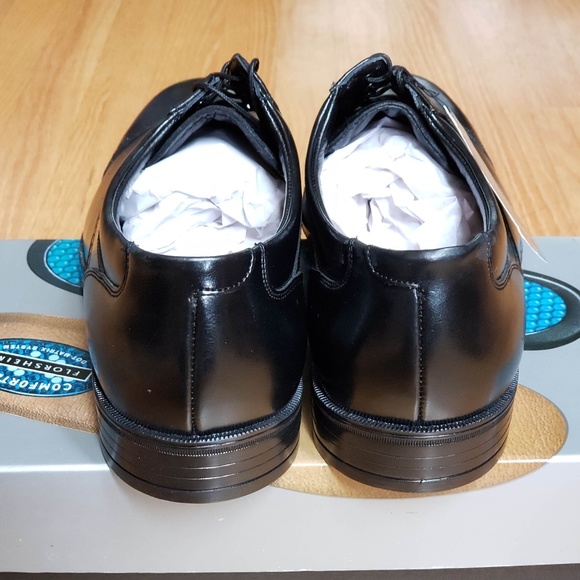 Florsheim Ernest Cap Toe Oxfords in black - Picture 3 of 4